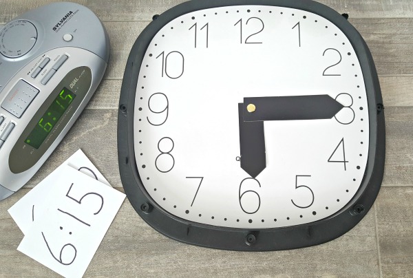 Explore numbers and time with clocks