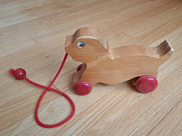 toddler puppy pull toy